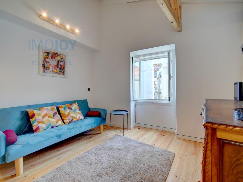 Apartamento de 1 Dormitorio con Licencia Al en Mouraria