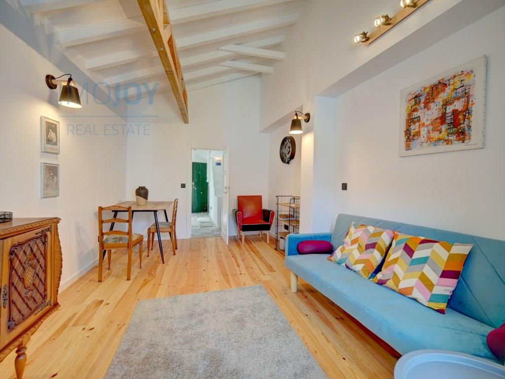 Apartamento de 1 Dormitorio con Licencia Al en Mouraria