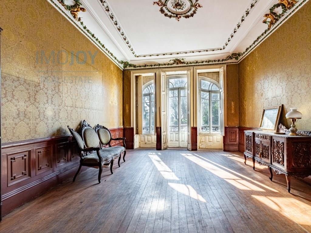 Villa met 20 slaapkamers te koop in het centrum van Porto