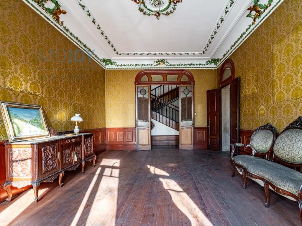 Villa met 20 slaapkamers te koop in het centrum van Porto