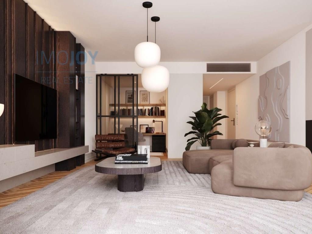 Duplex appartement met 3 slaapkamers, tuin en parkeerplaats in Cedofeita