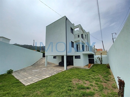 House 3 Bedrooms in Moledo, Caminha