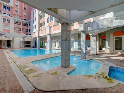 Uitstekend appartement met 3 slaapkamers in Parque dos Príncipes
