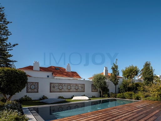 Charming 3 bedroom apartment in Restelo with Swimming Pool and Garden
