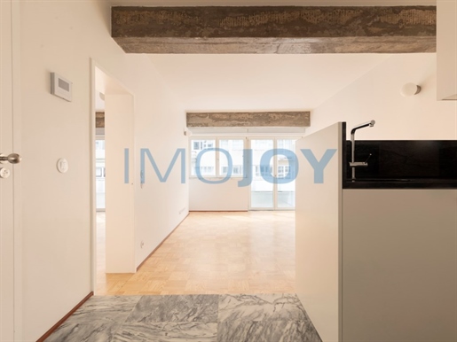 1 bedroom apartment for sale in the historic center of Porto