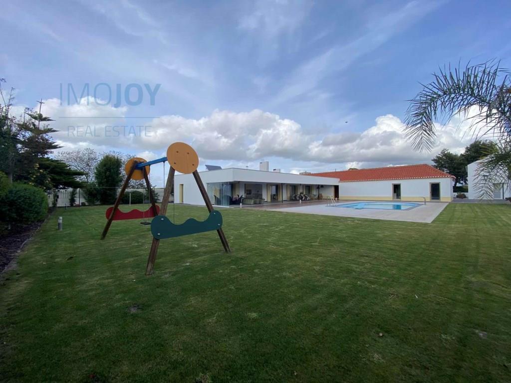 Farm located in Lagameças, parish of Poceirão e Marateca