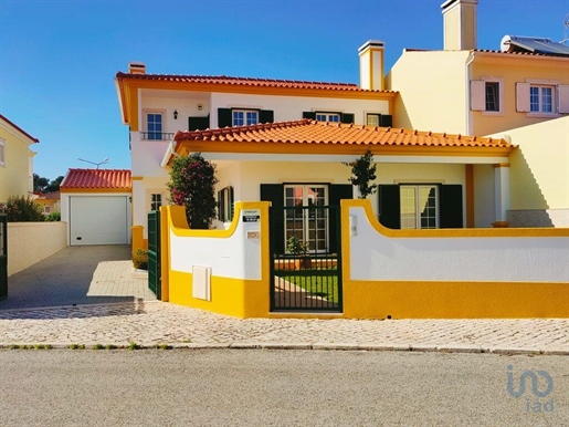 Maison traditionnelle T4 à Leiria de 160,00 m²