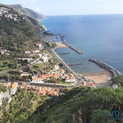 Apartment with 2 Rooms in Madeira with 92,00 m²