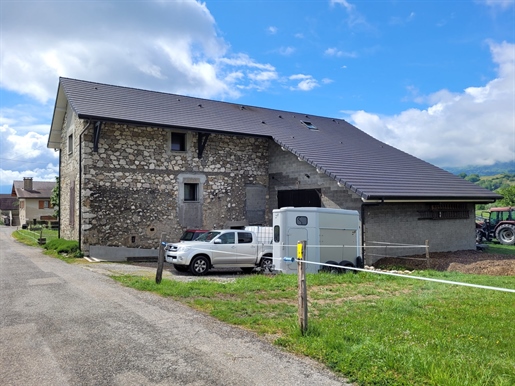 Belle propriété en Combe de Savoie