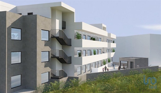 Apartamento T4 em Faro de 131,00 m²