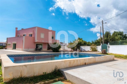 Fifth with 5 Rooms in Faro with 260,00 m²
