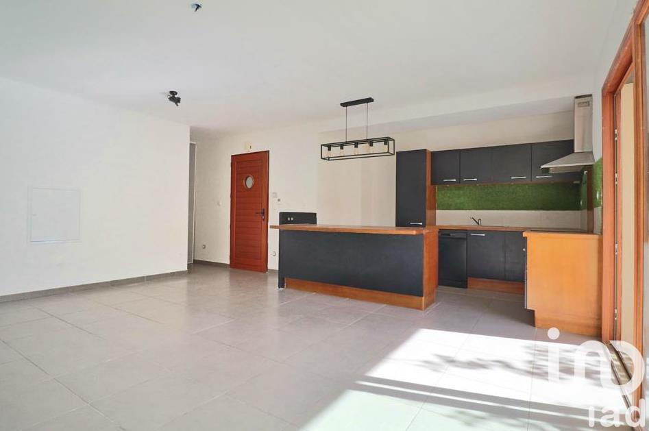 Appartement à vendre, 75m², Saint-Cannat