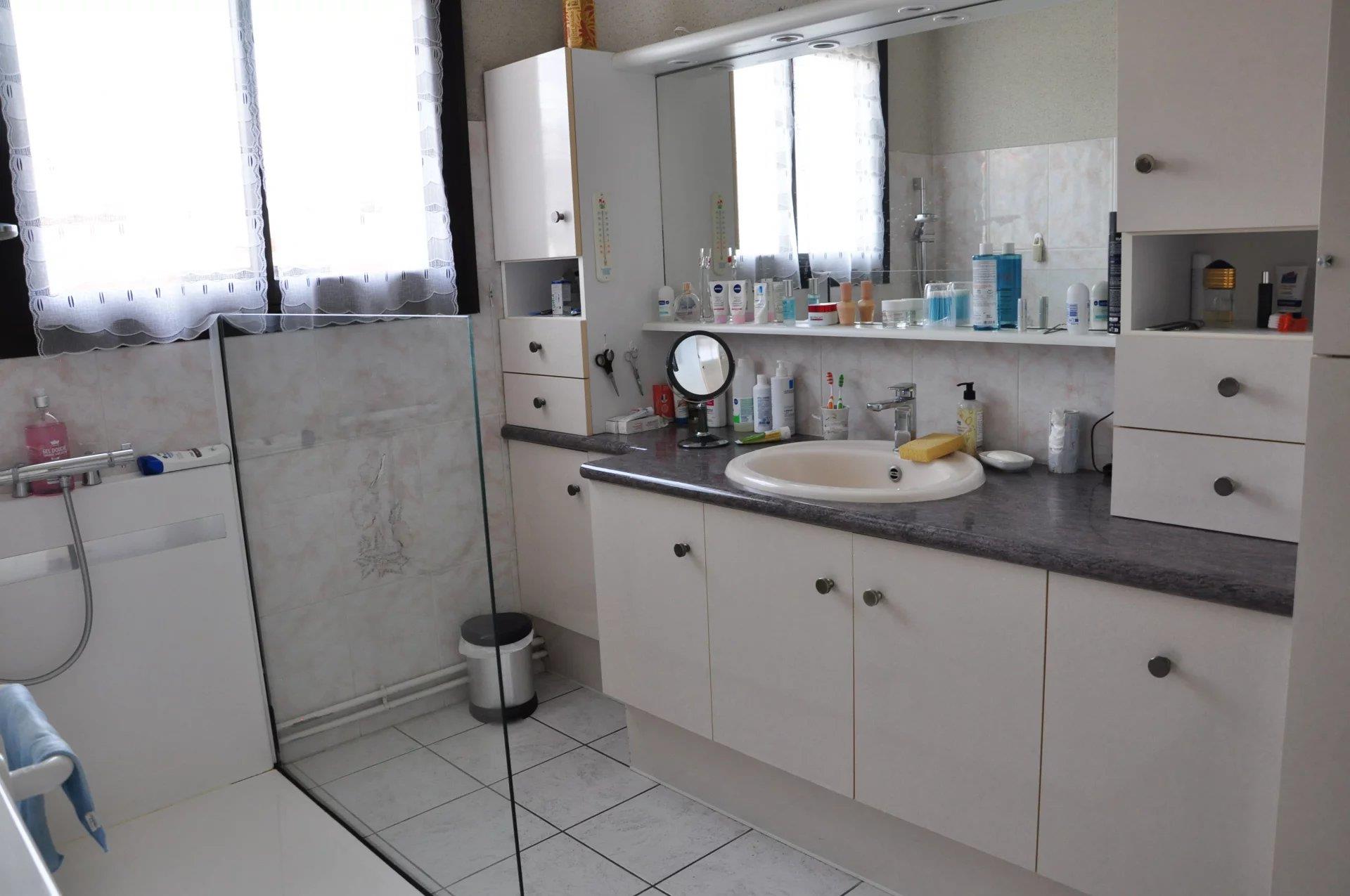 Compra: Vivenda (47210)