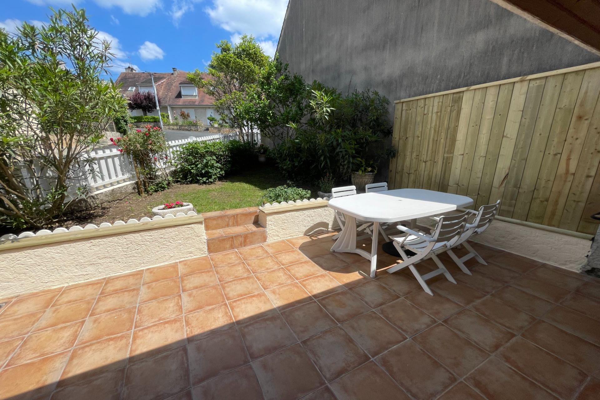 Purchase: House (24200)