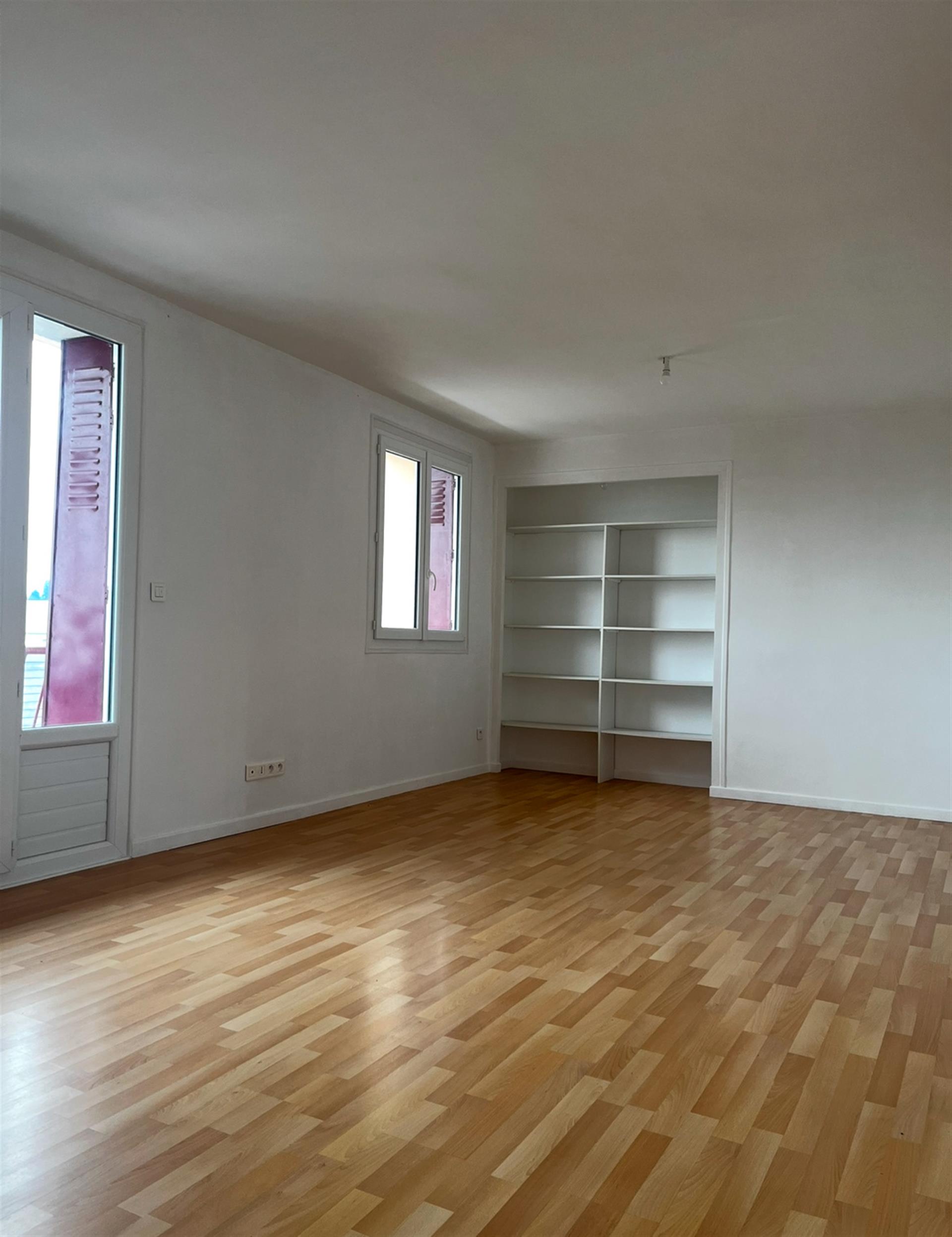 Top Floor T3 Apartment