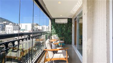 Appartement rénové avec 2 suites à Ipanema à vendre 