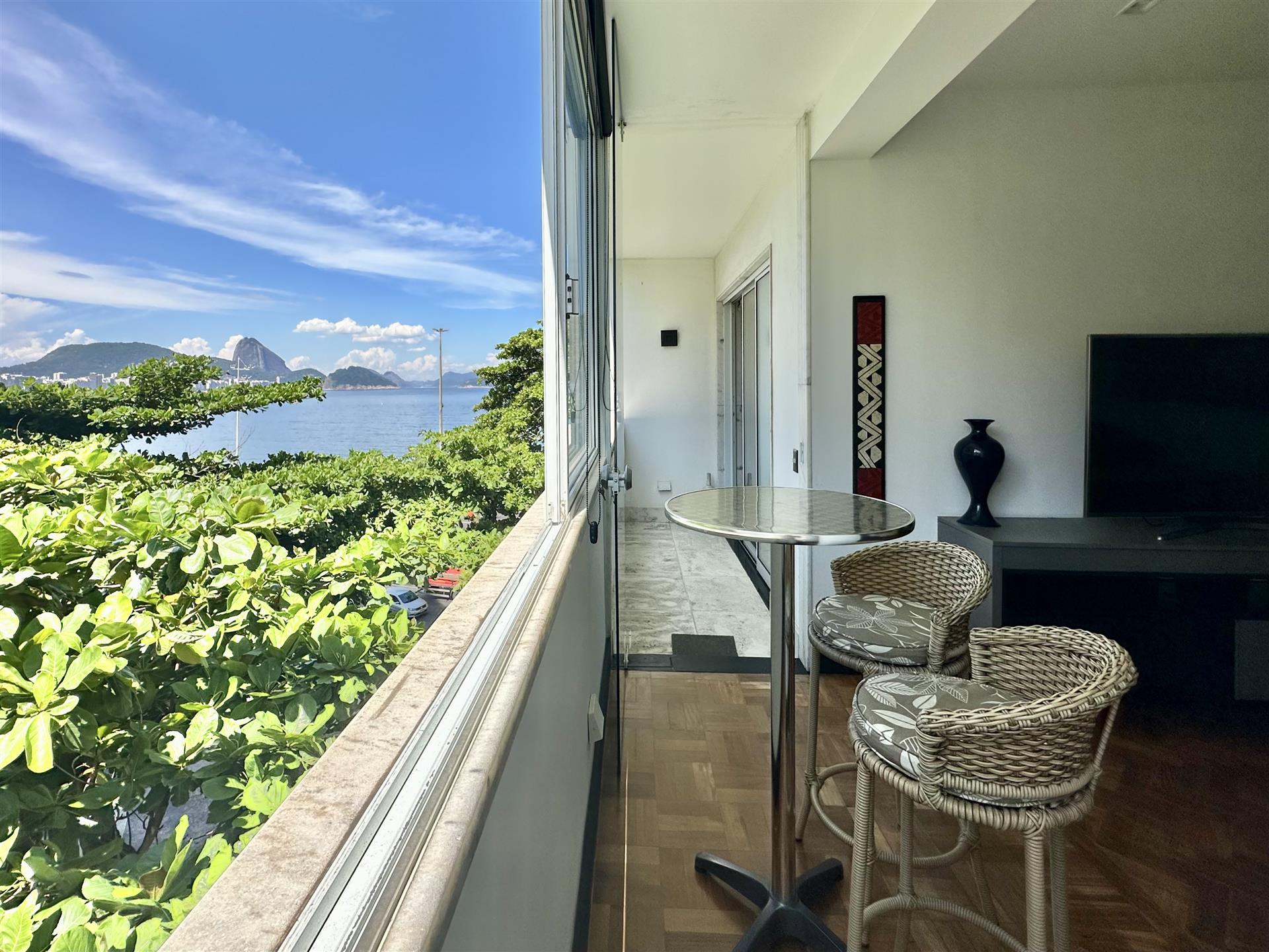 Luxury flat with privileged view in Copacabana