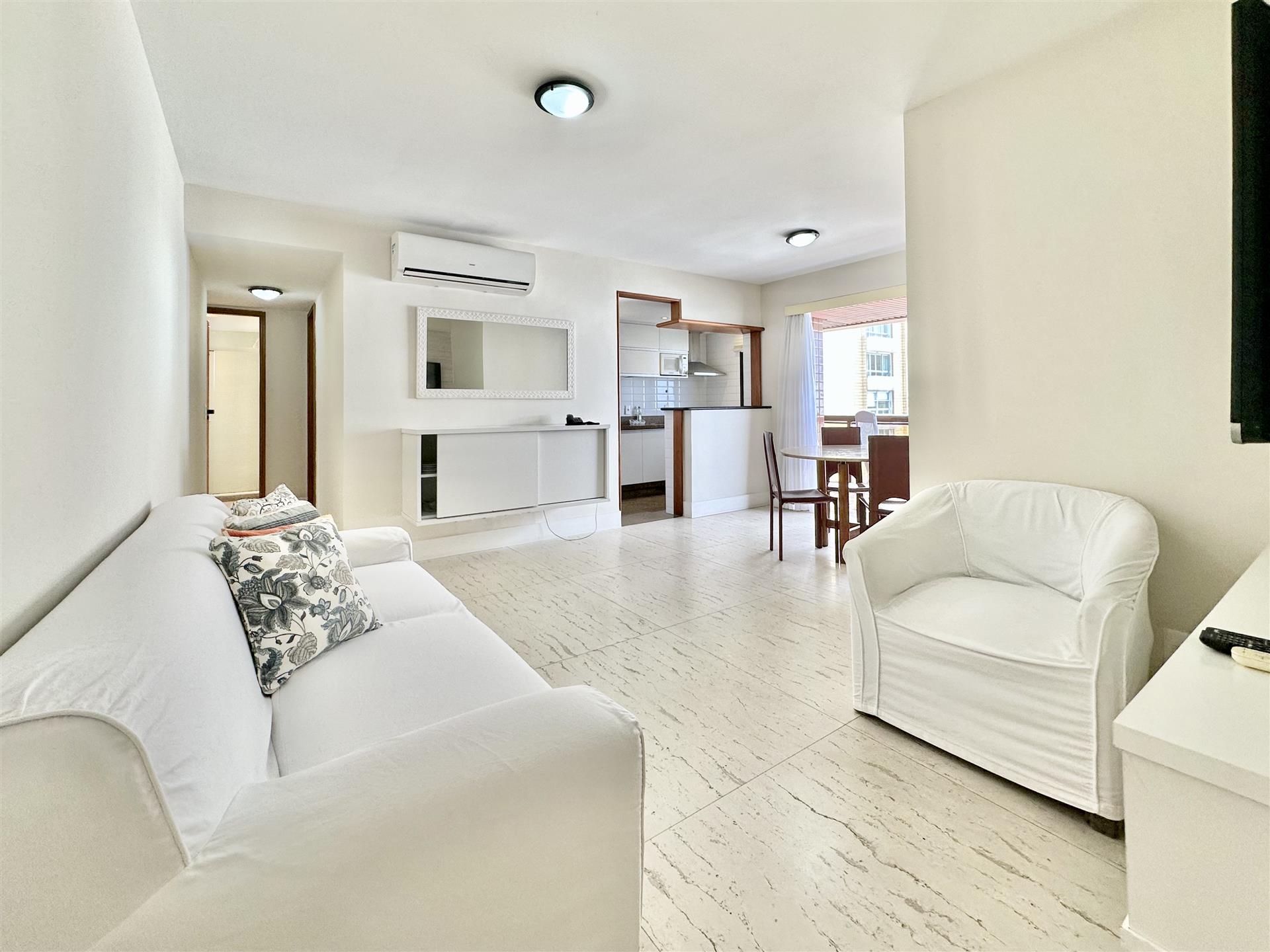 Apartment with sea view on Av. Vieira Souto, Ipanema