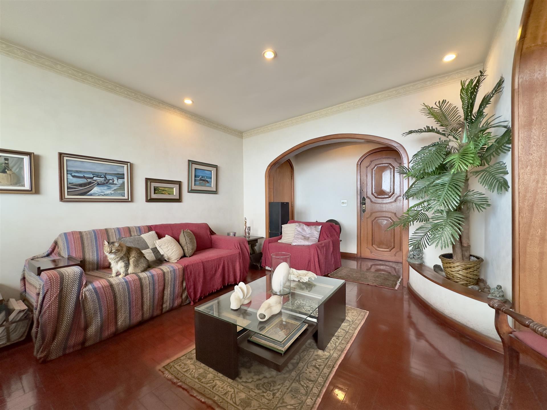 Seafront apartment with stunning views in Copacabana