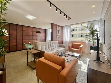 Appartement entièrement rénové à vendre à Copacabana