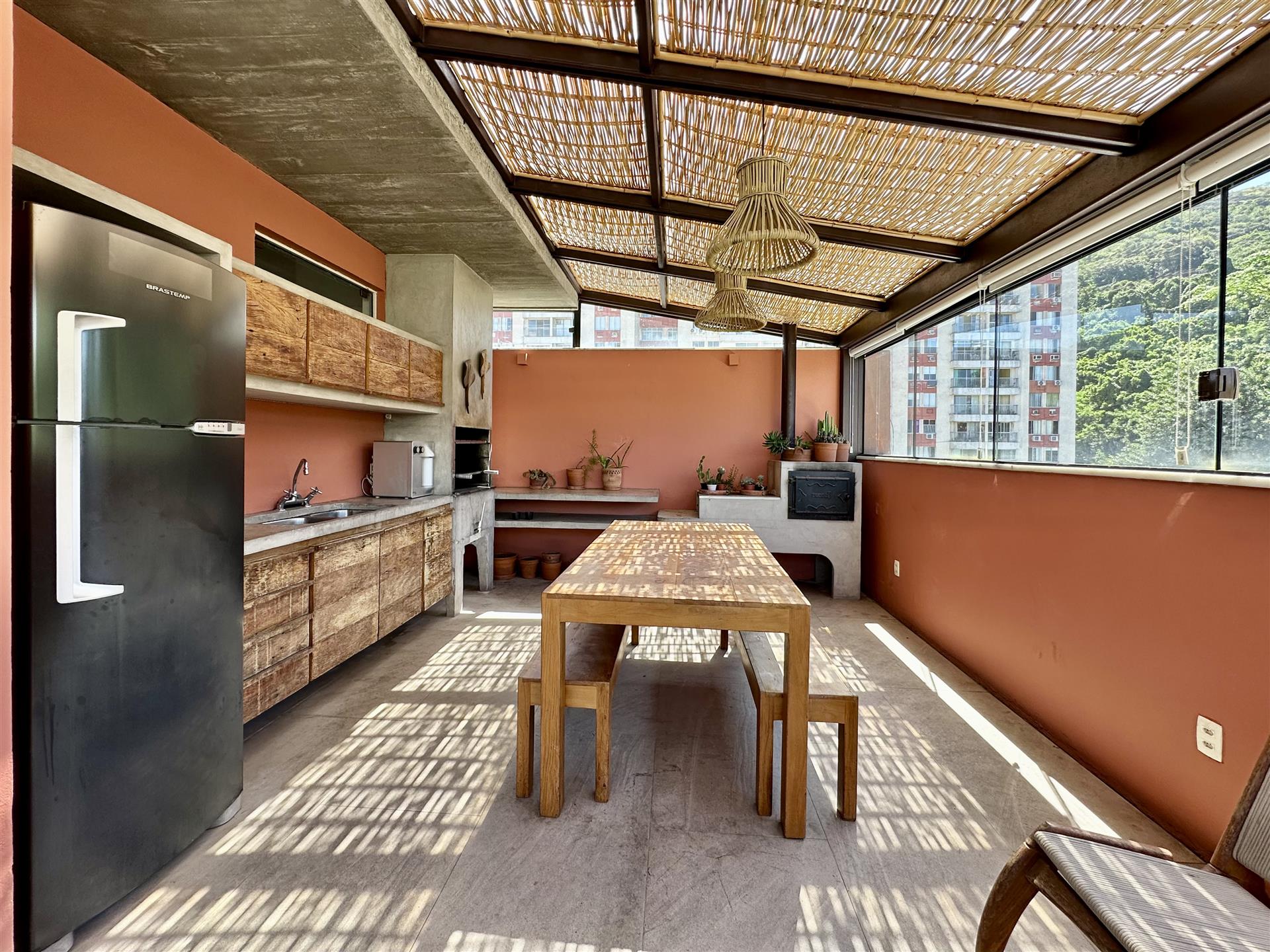 Duplex penthouse with pool and incredible view in Leme