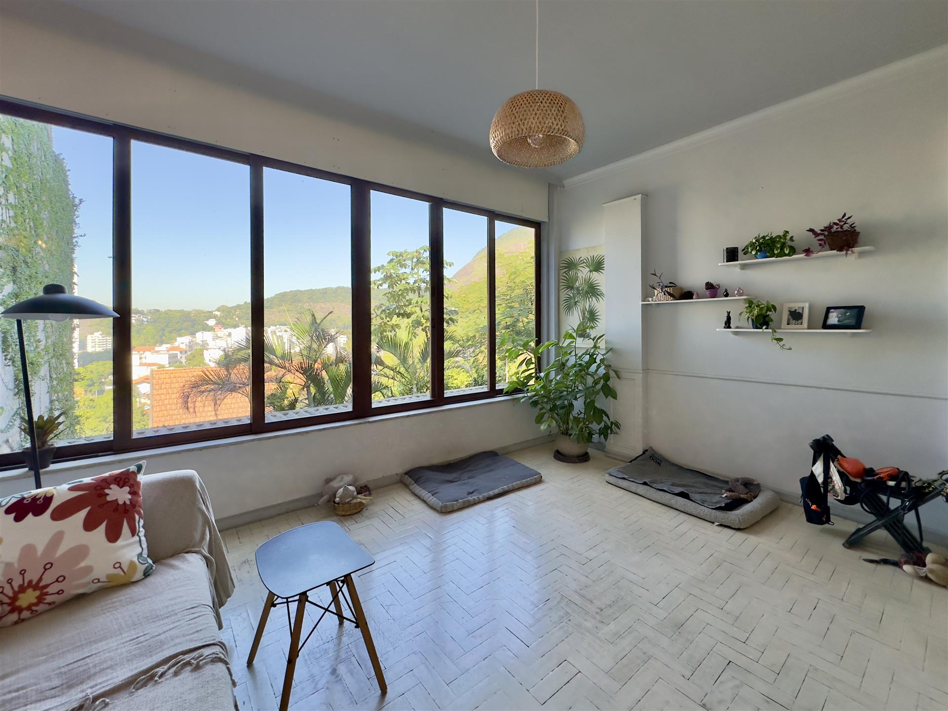 Large house with views of Sugarloaf Mountain and Corcovado Mountain