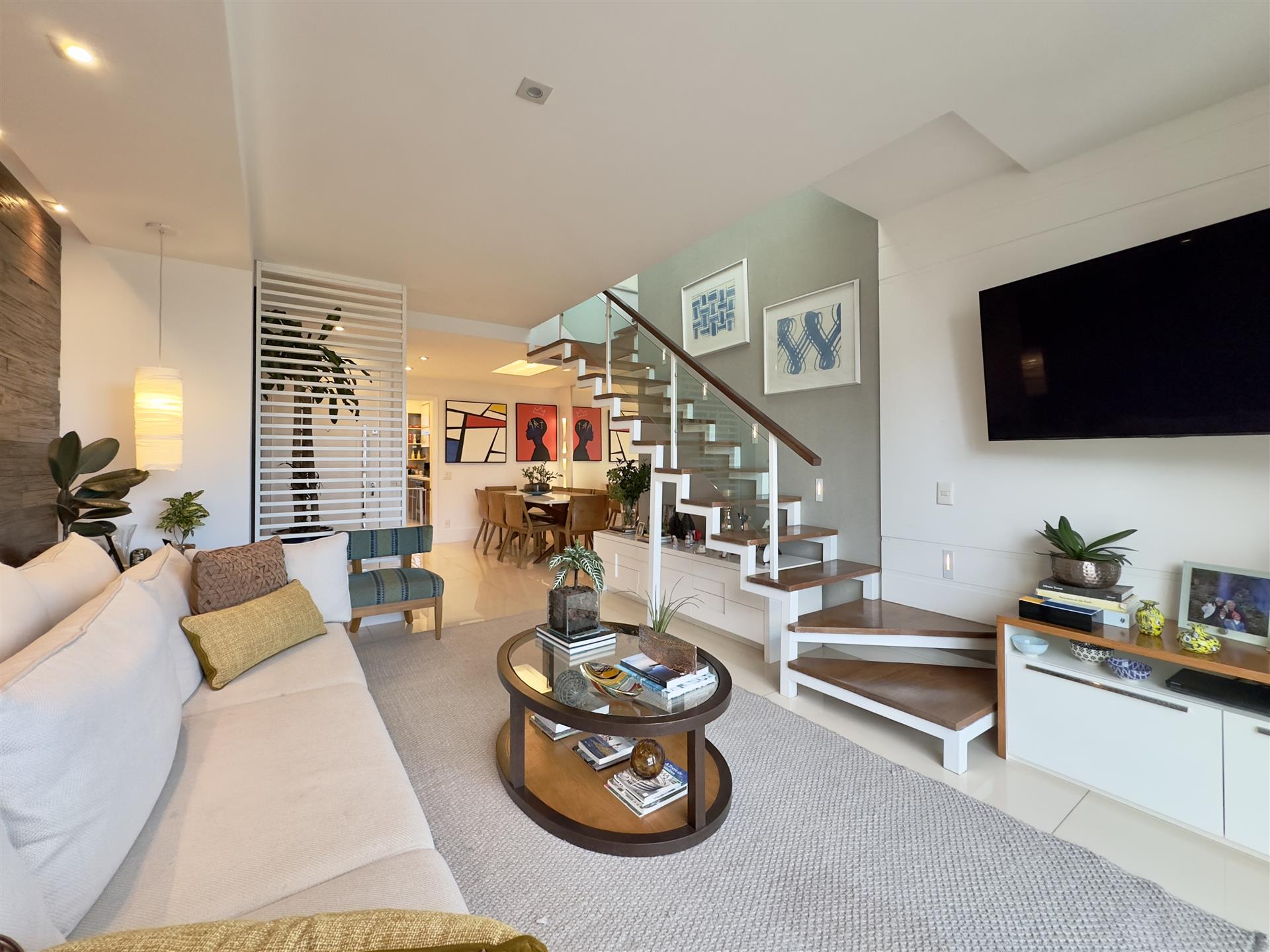 Duplex penthouse with panoramic view in Ipanema