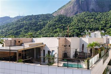 New duplex penthouse for sale in Jardim Botanico