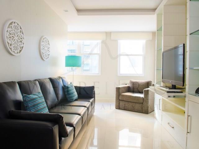 Apartment for sale with sea view in Copacabana