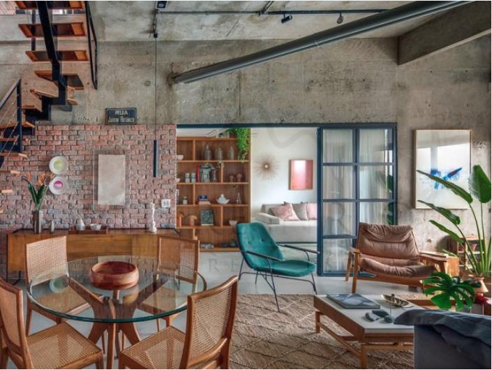 Beautiful Duplex Penthouse for Sale with a Great Location in Gávea