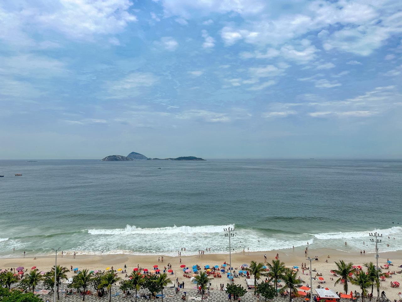 Apartment in Ipanema with direct ocean view