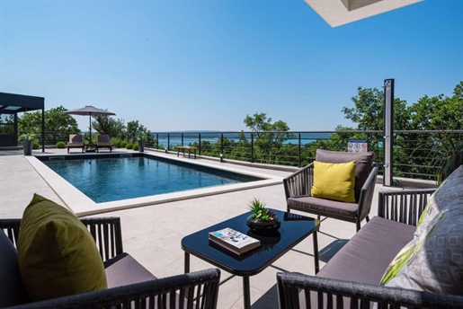 Sea View Villa Maslenica en