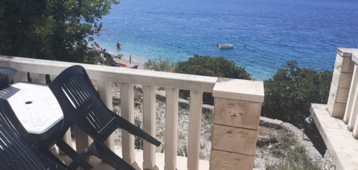 Seafront House near Omiš en