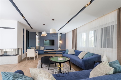 Beautiful villa with a pool and wellness, Zadar