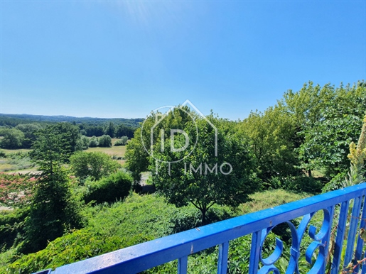 Family farm with dominant view exclusively at Id Immo