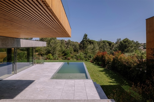 5 Sz Villa mit privatem Pool in geschlossener Wohnanlage – Abuxarda, Alcabideche
