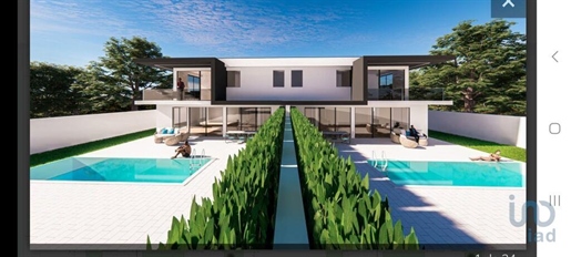 Huis in Aveiro met 68,00 m²