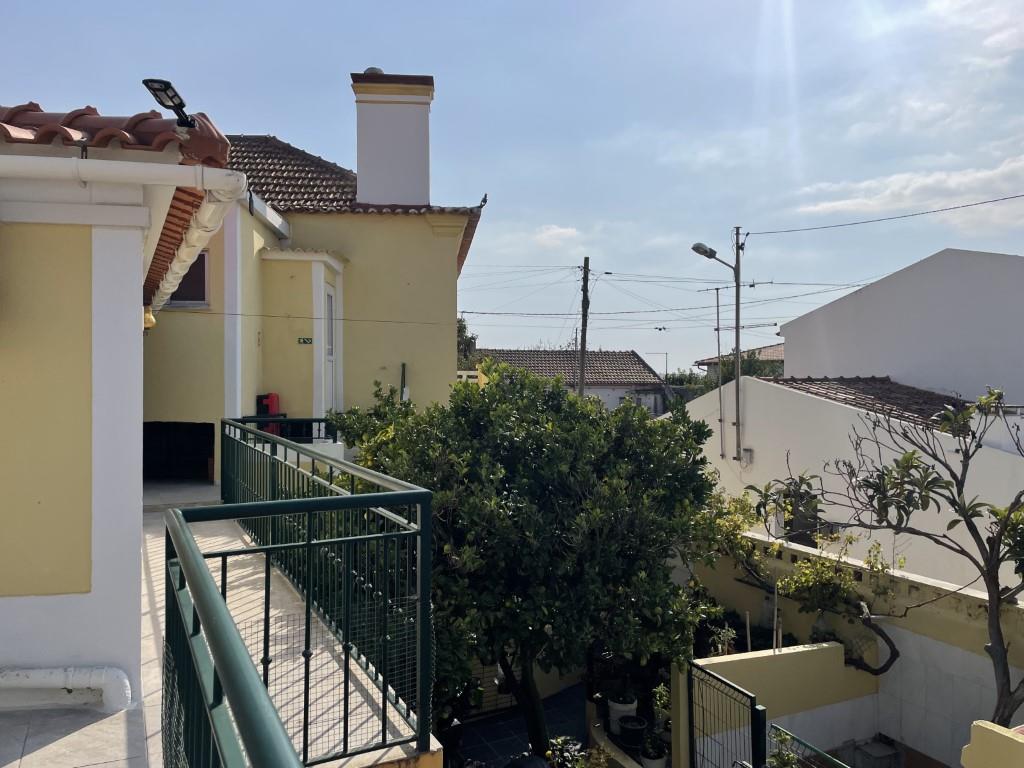 House 2 Bedrooms Duplex Sale Lourinhã