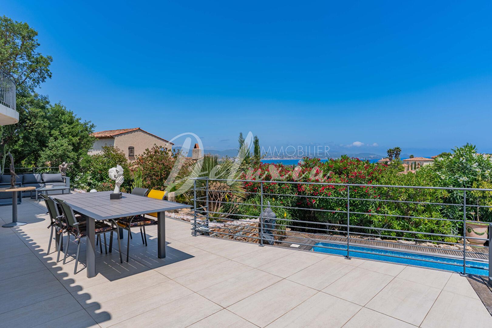 Villa with Sea View and Pool in Saint-Aygulf.