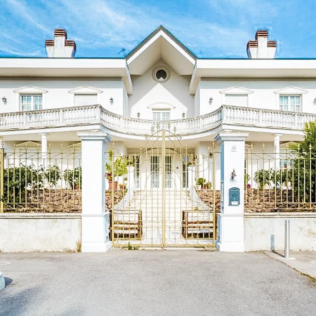 Elegant Villa in Lainate, Lombardy