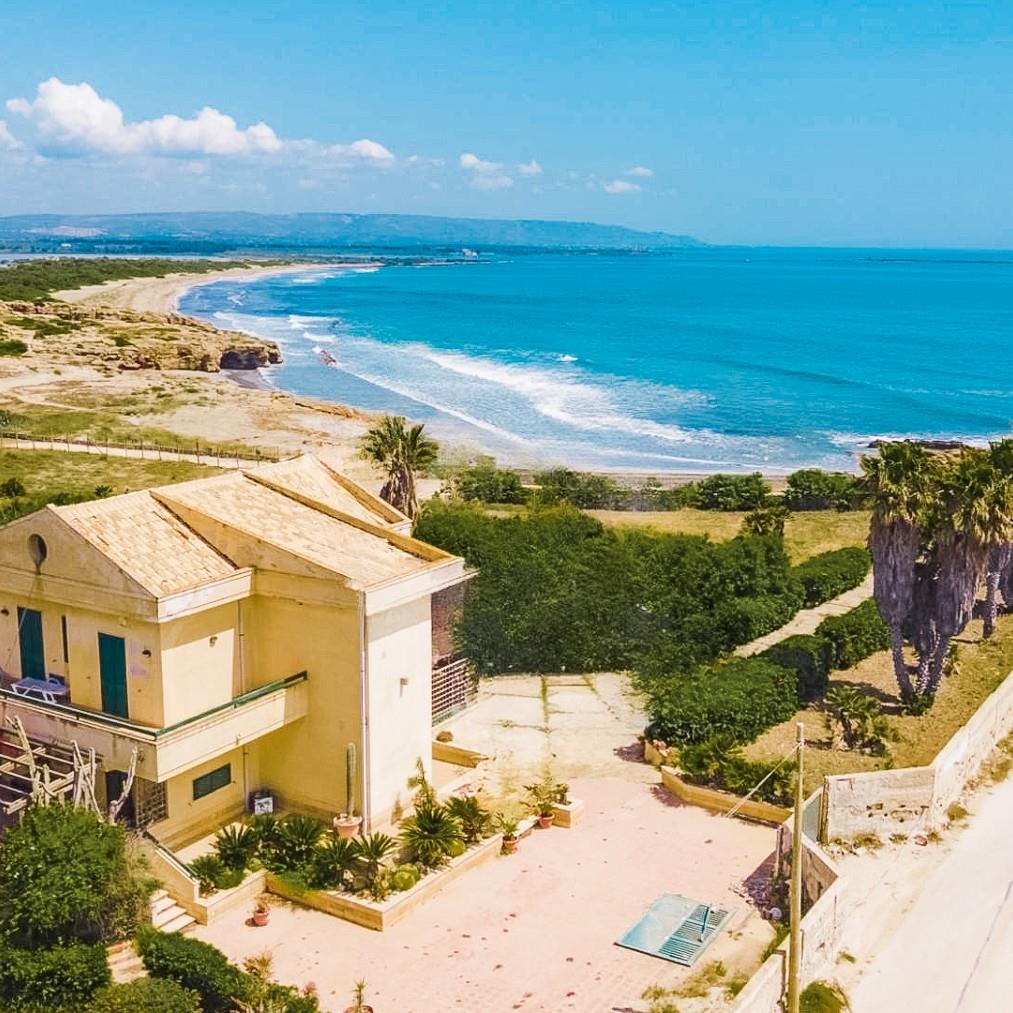 Charming Villa in Noto, Sicily's Enchanting Beauty