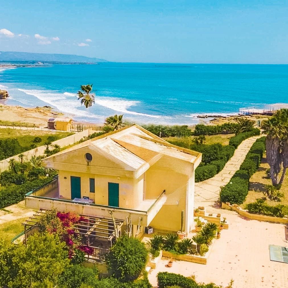 Charming Villa in Noto, Sicily's Enchanting Beauty