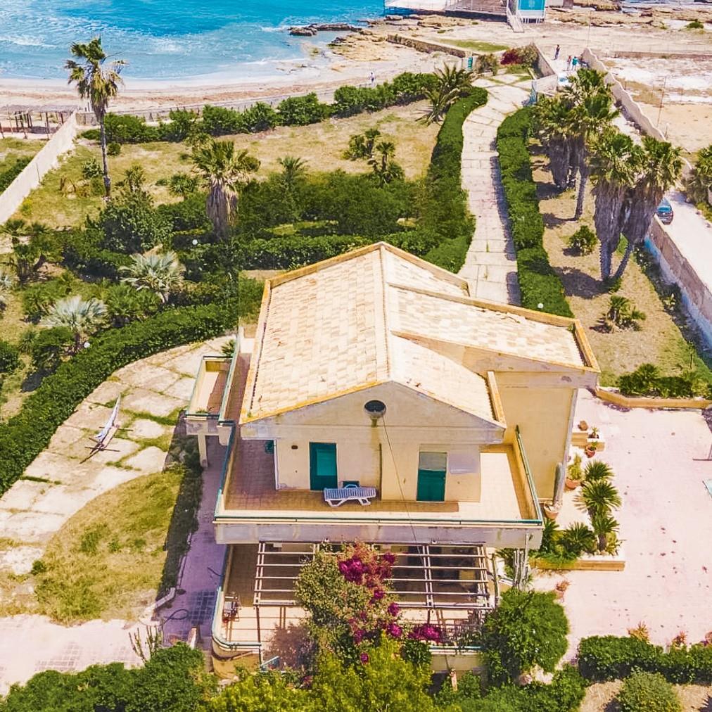 Charming Villa in Noto, Sicily's Enchanting Beauty