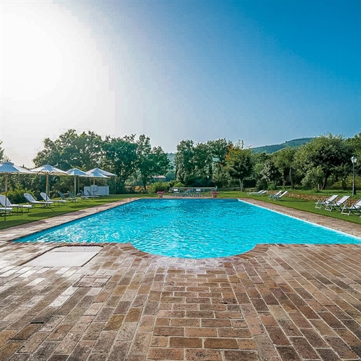 Villa with Pool and Park in Historic Cortona