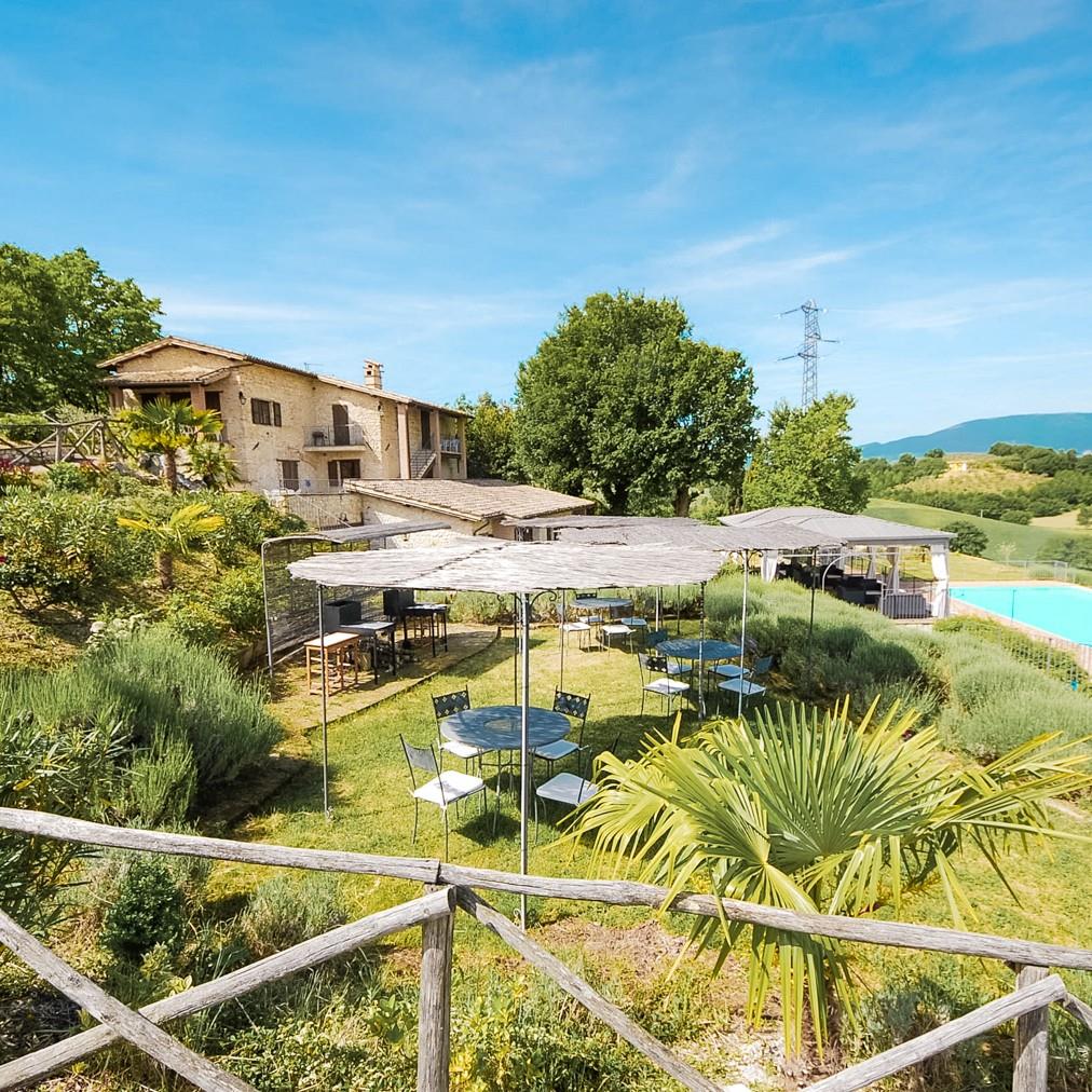 Rustic Country House with Views in Spoleto, Umbria