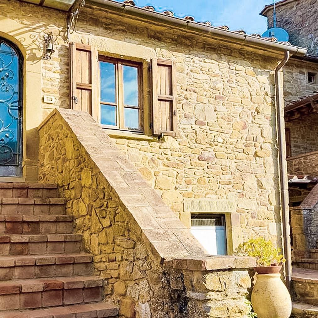 Luxury Country House in Tuscany's Arezzo Countryside