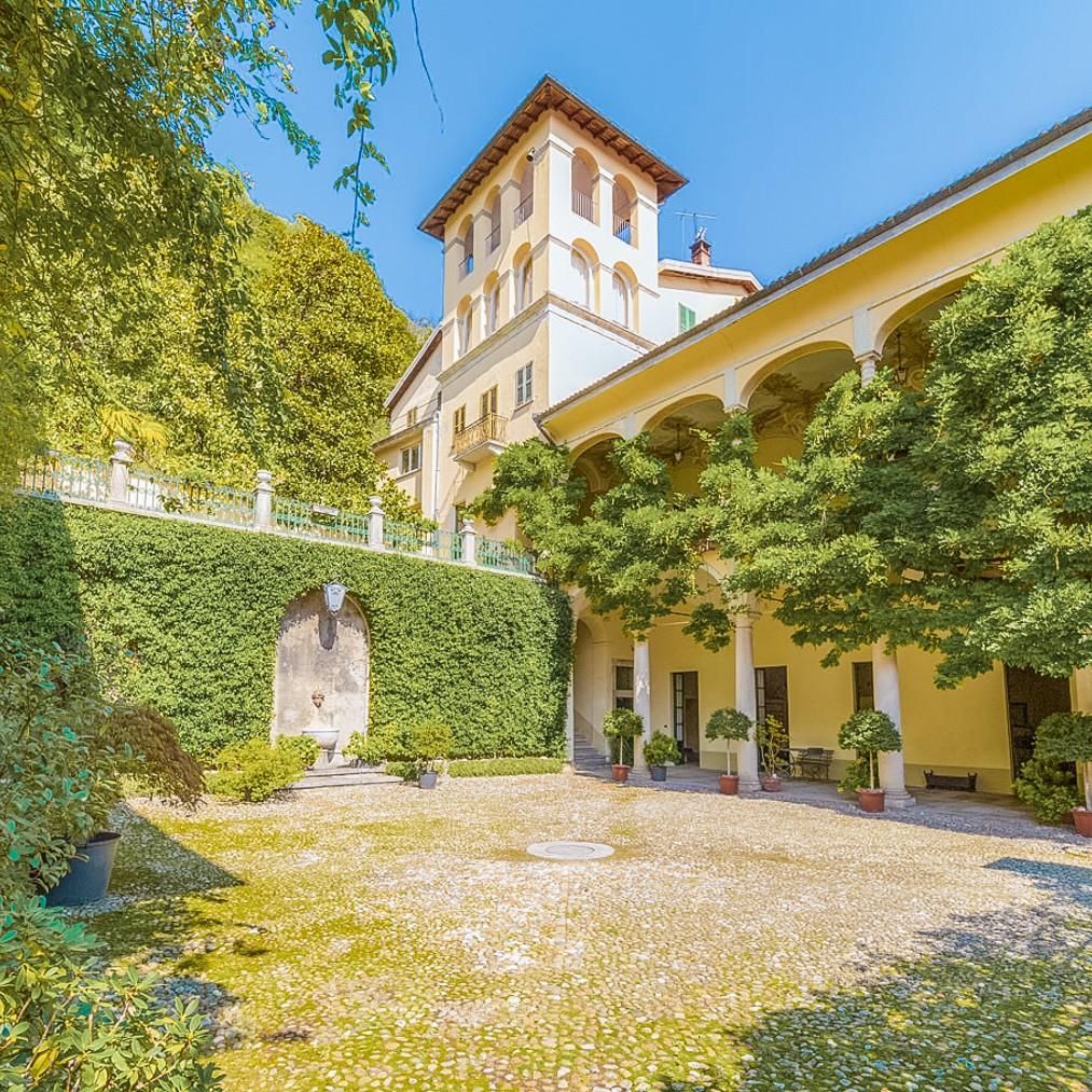 Historic Villa Near Lake Maggiore, Lombardia