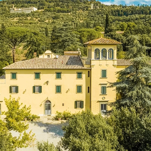 Luxury Villa in Chianti, Cortona, Tuscany