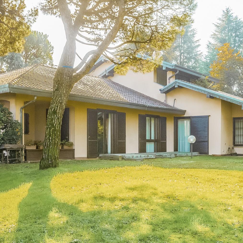 Charming Villa in Gallarate, Lombardy