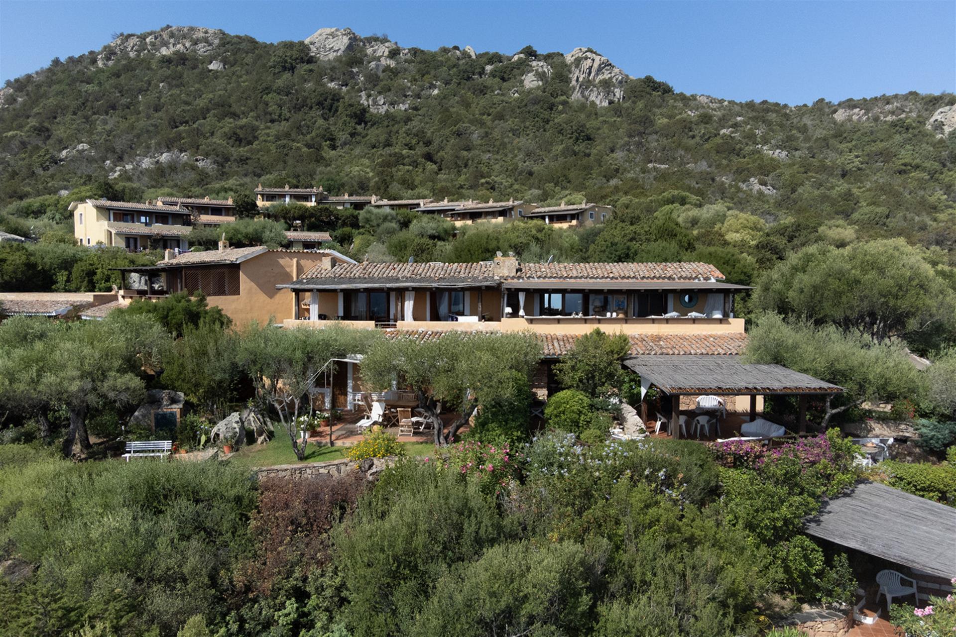 Sardinia Gulf of Marinella - Detached house with sea view